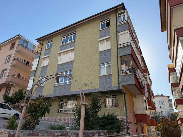 SAİMEKADIN MAHALLE ASIM GÜNDÜZ CADDE EŞYALI 3+1 KİRALIK DAİRE