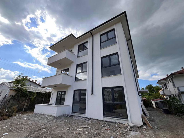 REMAX SOFT'TAN 2+1 ÖMERCİKLER MAHALLESİ'NDE 105M2 SIFIR DAİRELER