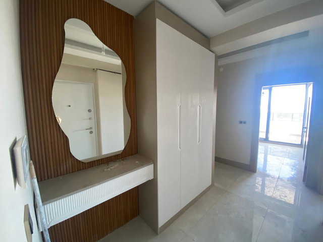 REMAX İLKE'DEN ÇAYKUR CADDESİ'NDE 4+1 SATILIK DAİRE
