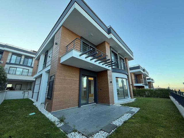 RE/MAX SOFT | SERDİVAN ADATIP YAKINI 7+2 ULTRA LÜKS TRİPLEKS