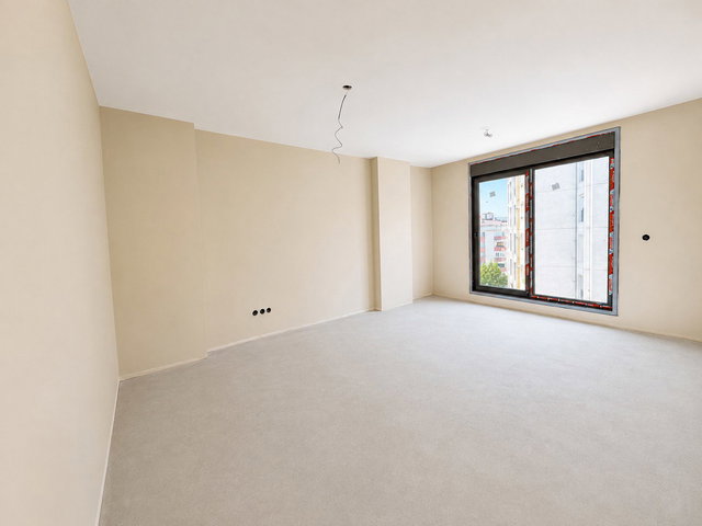 KARTAL HÜRRİYET'TE 200M2 BAHÇE KULLANIMLI SATILIK MÜSTAKİL VİLLA