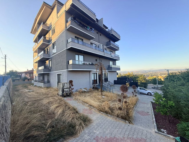 BASİKELE KULLAR MANZARALI  3+1DAİRE