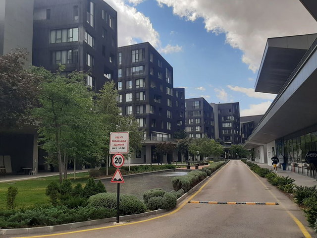 İNCEK LOFT'TA ZEVKİNİZE UYGUN 2+1  DAİRE