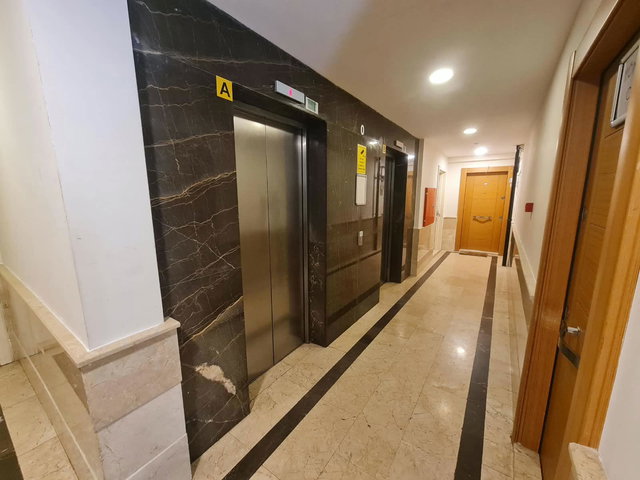 ÖZGÜRLÜK PARKI VE MARMARAY'A KOMŞU & AYDINLIK FERAH 3+1 DAİRE %