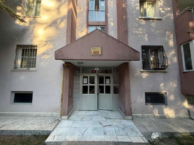 ALTAY MAH BETONTAŞ BLOKLARI FULL YAPILI SATILIK 1+1 DAIRE