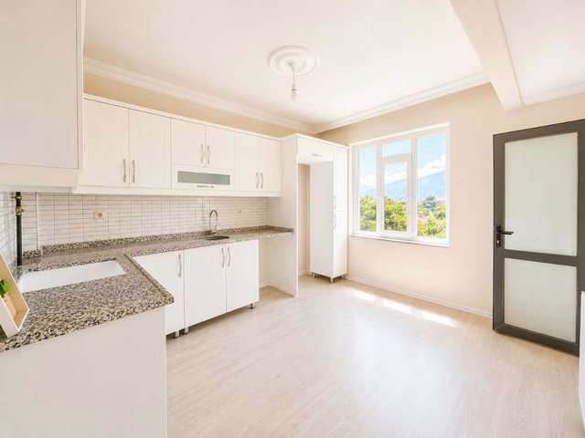 REMAX DEM'DEN YENİ HASTANE YANINDA ACİL SATILIK 3+1 DAİRE