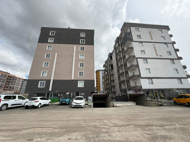 REMAX İLKE'DEN YILDIZKENT'TE 2+1 KİRALIK DAİRE