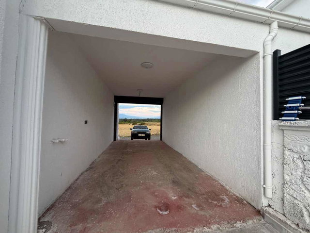 REMAX DEM'DEN IŞIKPINAR' DA 1000 M2 ARSA İÇİNDE SATILIK VİLLA