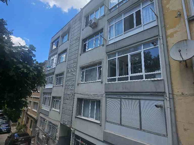 İCADİYE FISTIK AĞACI METROYA 500 M MESAFEDE 2+1 KİRALIK FERAH DAİRE