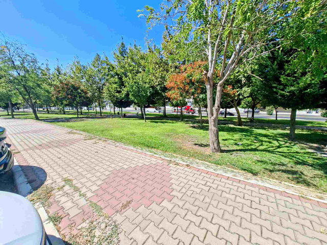 ALİAĞA YENİ MAH’DE 3+1 | 150 M² NET | 4 CEPHELİ | 2 BANYO | BALKONLU KİRALIK DAİRE