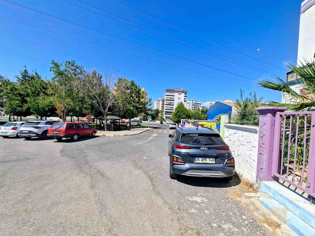 ALİAĞA YENİ MAH’DE 3+1 | 150 M² NET | 4 CEPHELİ | 2 BANYO | BALKONLU KİRALIK DAİRE