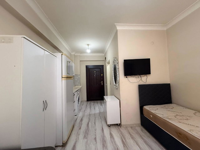 REMAX DESIGN KAMPÜS YOLUNDA KİRALIK 1+0 DAİRE