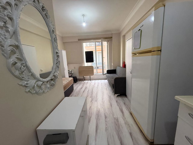 REMAX DESIGN KAMPÜS YOLUNDA KİRALIK 1+0 DAİRE