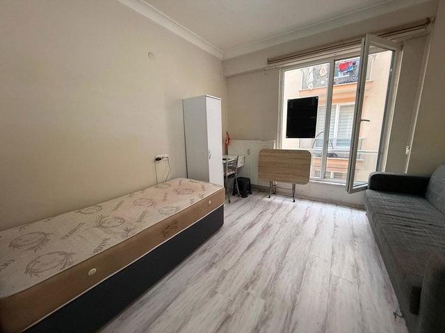 REMAX DESIGN KAMPÜS YOLUNDA KİRALIK 1+0 DAİRE