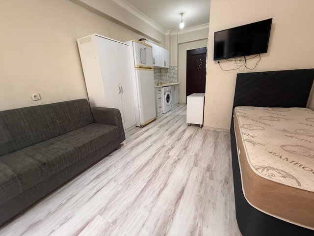 REMAX DESIGN KAMPÜS YOLUNDA KİRALIK 1+0 DAİRE