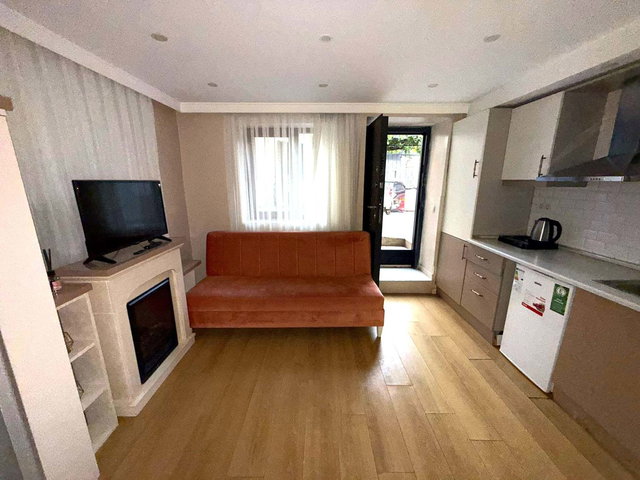 KARTAL YAKACIK ÇARŞI EŞYALI SATILIK DAİRE
