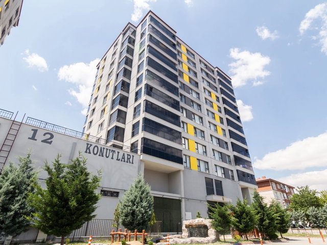 SİNCAN TANDOĞAN MAH. CADDE 12 SİTESİNDE SATILIK 3+1 DAİRE