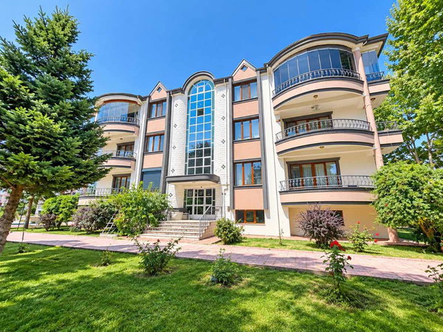 REMAX DEM'DEN OSMANLI MAH. 5.5+1 DEPOZİTOSUZ KİRALIK GENİŞ DAİRE