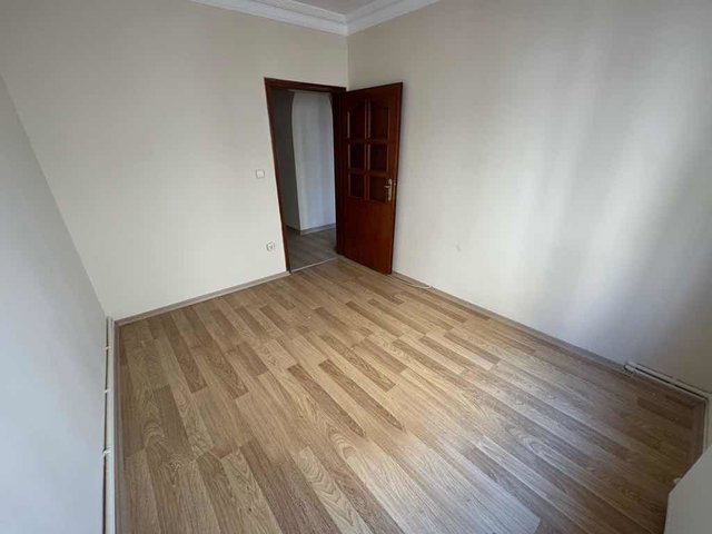 KAĞITHANE’DE SATILIK 2+1 BAHÇE KATI | ÇİFT CEPHE