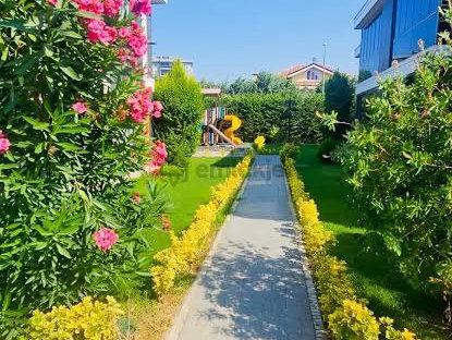 HÜRRİYETTE PARADİSE GARDENDE SATILIK 3+1