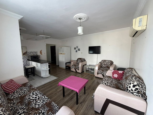 REMAX RİNA'DAN SOLİ SAHİL SİTESİNDE EŞYALI 1+1