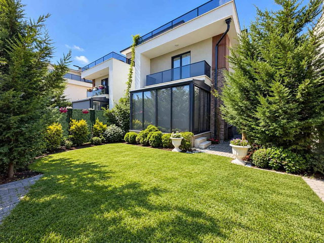 REMAX DESIGN PREMİUM 5+1 KİRALIK VİLLA