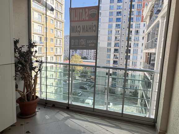ESENYURT CUMHURIYET MAH.ALARA CITY’DE 136 M² 2+1 | ÇİFT BALKON | ÖNÜ AÇIK | 45.000 TL KİRA GETİRİSİ