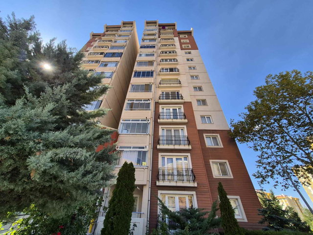TOKİ TURKUAZDA ADA İÇİNDE ÇİPLİ ARAÇ-YAYA GEÇİŞLİ 3+1 KİRALIK DAİRE