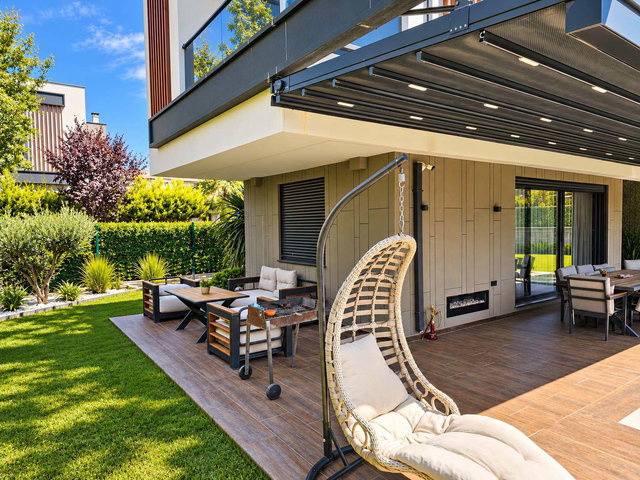 EVVA CRATOSTA 500M² ARSA İÇİNDE HAVUZLU 4+1 LÜKS MÜSTAKİL VİLLA
