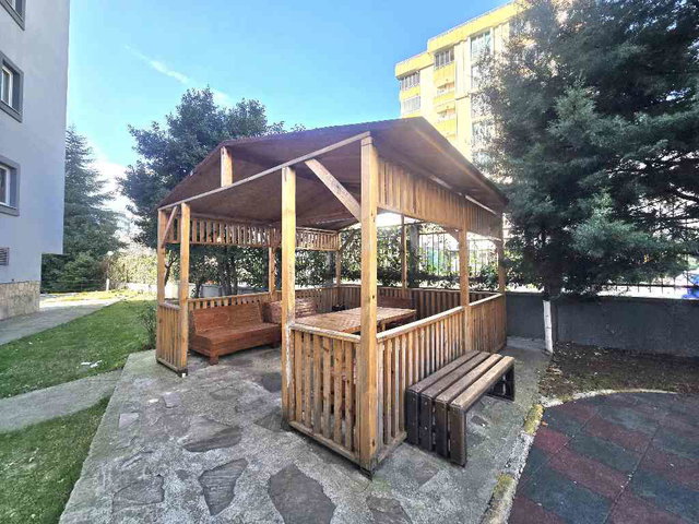DURUŞEHİR2 SİTESİNDE ARAKAT GENİŞ KULLANIŞLI SATILIK 3+1