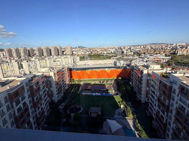SUR YAPI METROGARDEN’DA BÜYÜK TIP SATILIK  2+1 BOŞ DAİRE