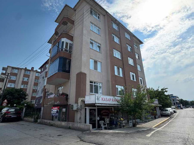 BAŞİSKELE DENİZ MANZARALI SAHİL YAKINI 3+1 SATILIK DAİRE