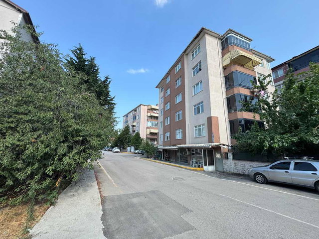 BAŞİSKELE DENİZ MANZARALI SAHİL YAKINI 3+1 SATILIK DAİRE