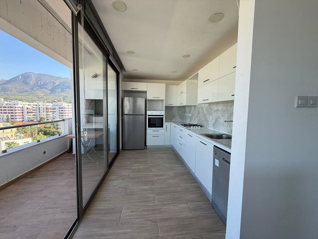 GIRNE MERKEZ’DE FULL DENIZ MANZARALI DUBLEKS PENTHOUSE