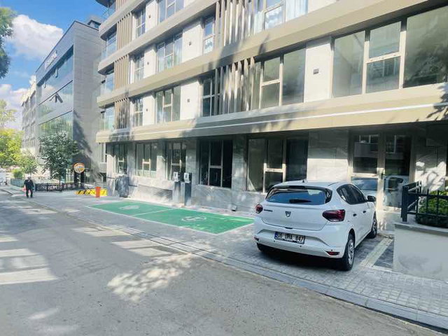 KAVAKLIDERE‘DE 1 + 1 EŞYALI KIRALIK DAIRE ￼