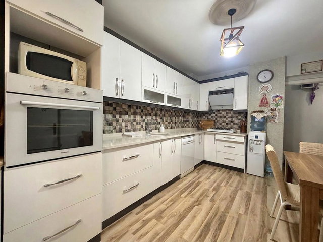 BUCA YİĞİTLER MAH, SATILIK 3+1,110 M² NET ,20 M² MÜSTAKİL BAHÇE