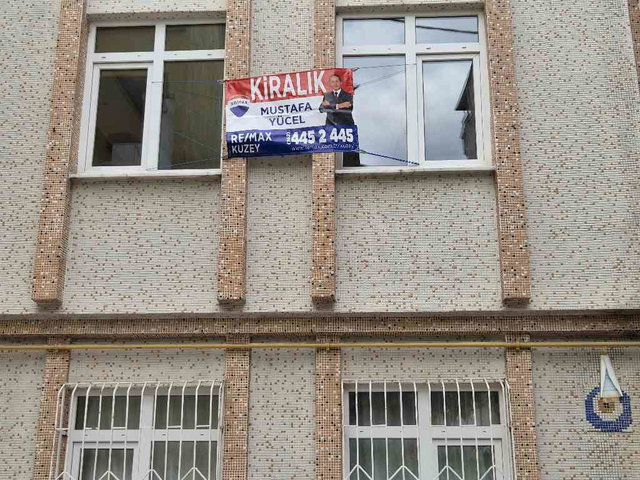 REMAX MUSTAFA'DAN KIŞLA MAHALLESI'NDE 2+1 FIRSAT KIRALIK DAIRE