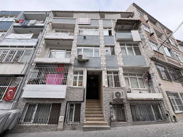 FIRSAT PİERRELOTİYE YAKIN 3+1 120M2 FULLTADİLATLI BALKONLU 2.KAT