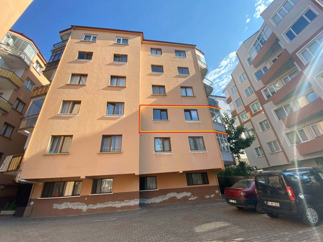 SATILIK 3+1 DAIRE 2 NOLU BEŞIRLI SAĞLIK SITESINDE