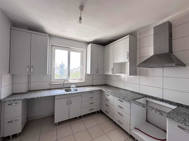 KİRALIK EŞYASIZ 3+1 GÜNEY CEPHELİ YENİDOĞANDA DUBLEX DAİRE