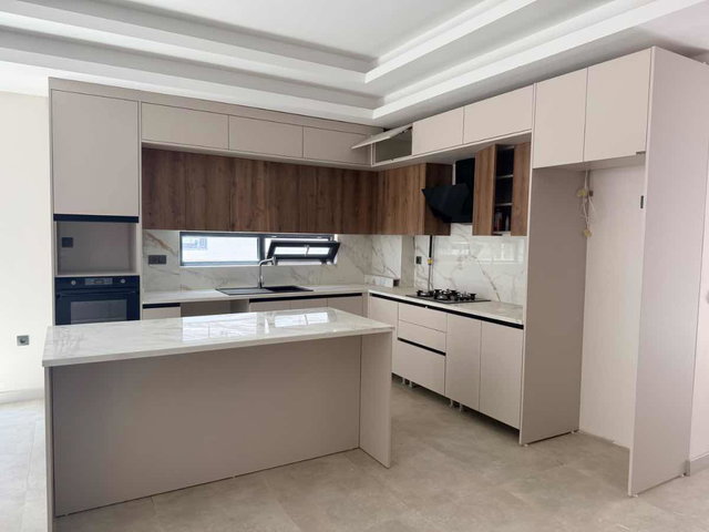TEKELER MAH’DE 5+1 | 230 M² BRÜT | 4 BANYOLU | YERDEN ISITMALI ÇİFT CEPHELİ VİLLA