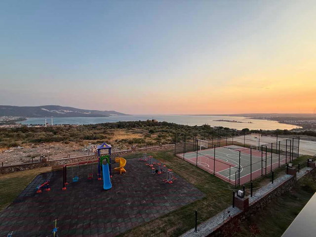 HAVUZLU SİTEDE DENİZ MANZARALI SIFIR 1+1 DAİRE