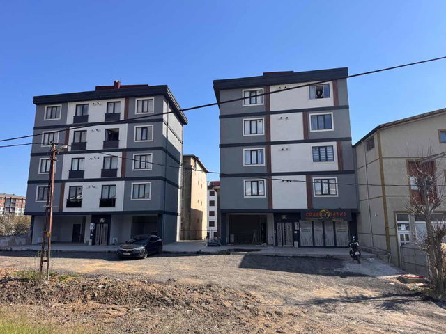 ÇEKMEKÖY TAŞDELEN FULL EŞYALI 1+1 GENİŞ KİRALIK ARAKAT DAİRE...