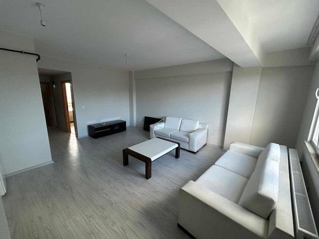 ÇEKMEKÖY TAŞDELEN FULL EŞYALI 1+1 GENİŞ KİRALIK ARAKAT DAİRE...