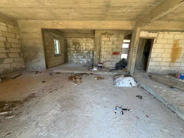 SILIVRI ORTAKÖY 'DE BÜYÜK BAHÇELI NATAMAM SATILIK VILLA