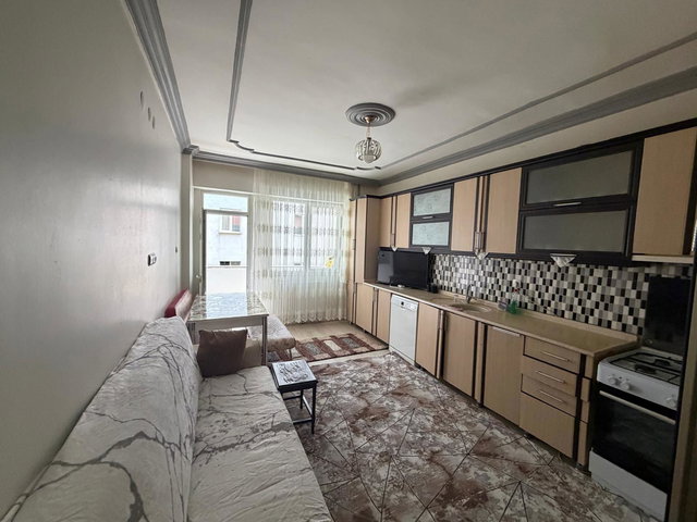 REMAX İLKE'DEN ŞÜKRÜPAŞA'DA 3+1 SATILIK DAİRE