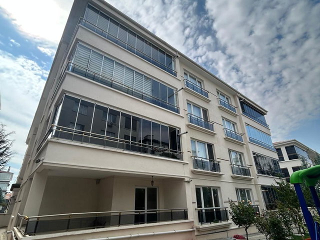 KÜRŞAT CD. DE YAPILI ARA KAT SATILIK 3+1 DAİRE