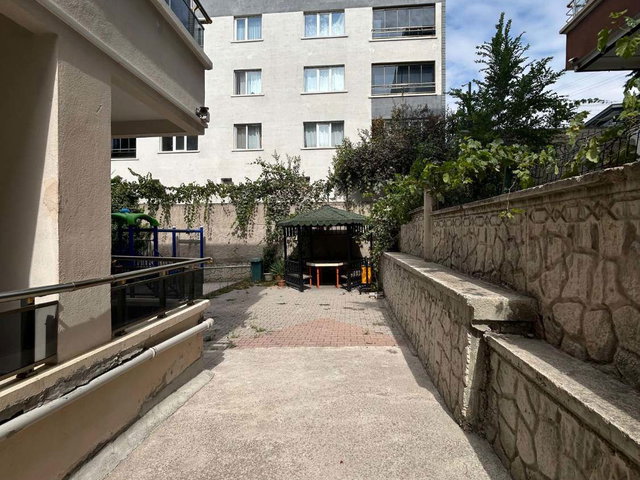KÜRŞAT CD. DE YAPILI ARA KAT SATILIK 3+1 DAİRE