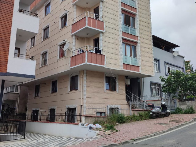 ÇEKMEKÖY MERKEZ DE KİRALIK    3+1 DUBLEKS  DAİRE