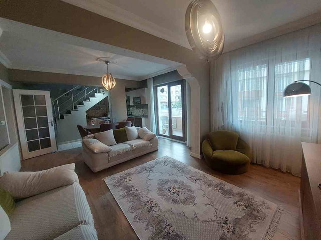 DERİNCE ÇINARLI’DA 3+1 EĞİMSİZ DUBLEKS SATILIK DAİRE